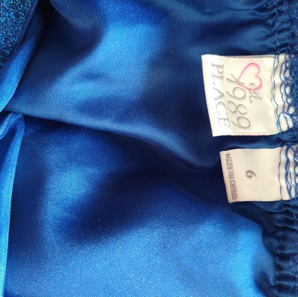 Floral applique tutu skirt with flowers - Picture 5 of 5